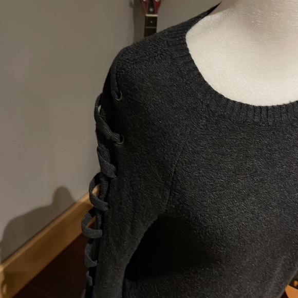 AE Sweater dress - Picture 2 of 5